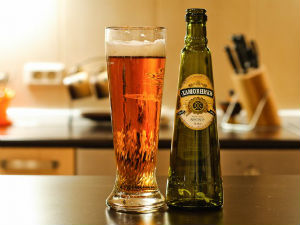 Пиво Хамовники Венское в дизайнерских баночках