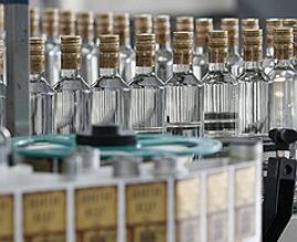 Правительство Украины начнёт выдавать лицензии на производство алкоголя