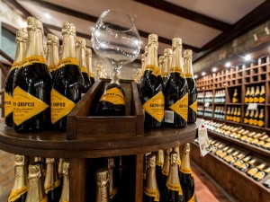 Абрау-Дюрсо стало самым продаваемым шампанским 