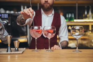 Gordon’s	Premium	Pink продлевает лето вечеринкой Think Pink! в ресторане Mushrooms Gordon’s	Premium	Pink продлевает лето вечеринкой Think Pink! в ресторане Mushrooms